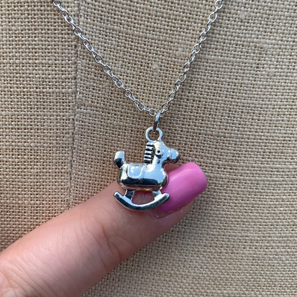 NWT Sterling Silver Plated Chain & Rocking Horse Alloy Metal Charm Necklace - Picture 13 of 16